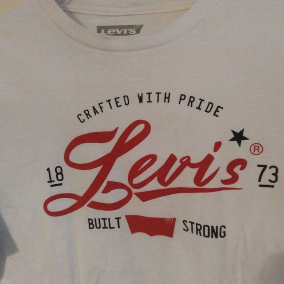 Levis Mens Crafted with Pride T-Shirt Color: White Size: L - Picture 1 of 6